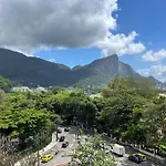 Tabas - Edificio Lygia, Leblon, Rj