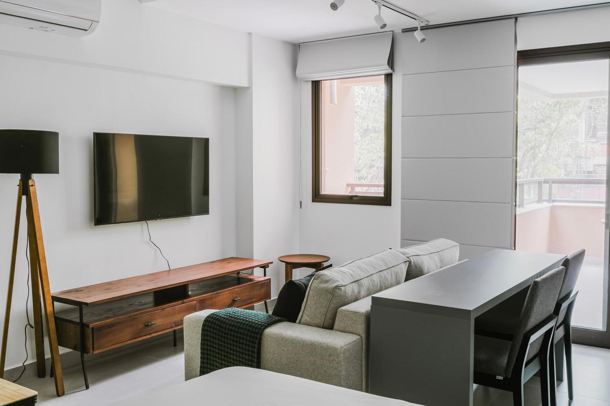 Apartamento Tabas - Edificio Lygia, Leblon, Rj