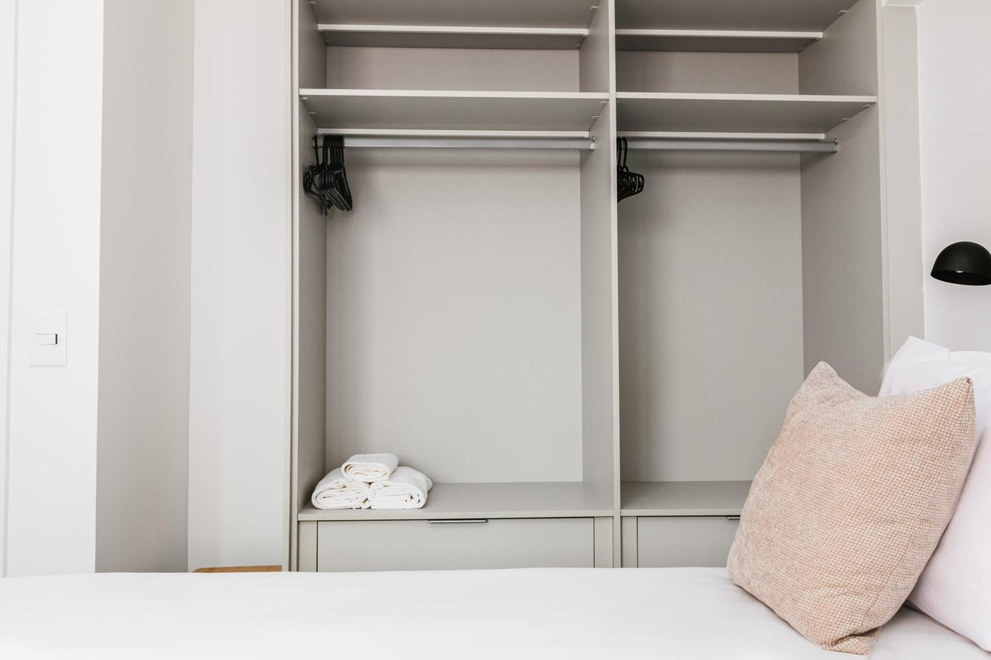Apartamento Tabas - Edificio Lygia, Leblon, Rj *